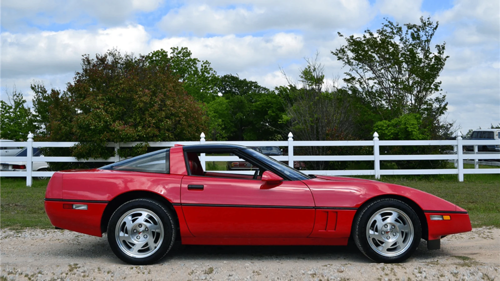 Click to Enlarge-Esc to Close Corvette Generations/C4/C4 1990 Right ZR-1 Side.webp